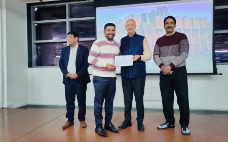 आईआईटी कानपुर एवं SCERT,UP  के संयुक्त तत्वाधान में प्रशिक्षण के समापन पर कुशीनगर के शिक्षकों की शानदार प्रस्तुति