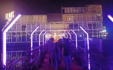 आदेश को  ताक पर रखते हुए संचालक  चला रहा फ्लोटिंग रेस्टोरेंट मे बार 