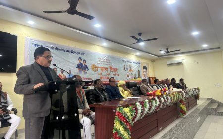 वीर शाहजादो का अपने धर्म, संस्कृति के लिये बलिदान अविस्मरणीय : डॉ राधा मोहन दास अग्रवाल