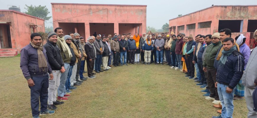 तमकुही राज तहसील ग्रापए के निर्विरोध अध्यक्ष राजकुमार चौबै निर्वाचित