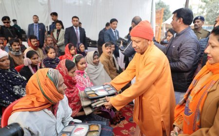 भीषण शीतलहर में कोई भी फुटपाथ पर न सोए : मुख्यमंत्री