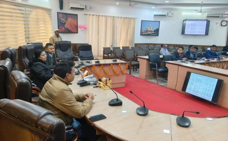 वृक्षारोपण, पर्यावरण व गंगा संरक्षण कार्यों की सीडीओ की अध्यक्षता में समीक्षा बैठक