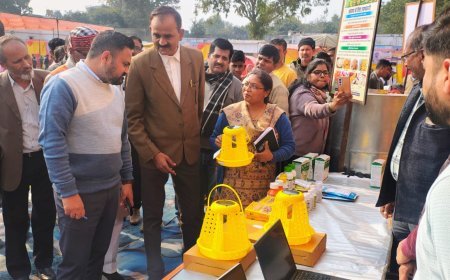 विराट किसान मेला के तृतीय दिवस पर किसान दिवस का आयोजन, जिलाधिकारी ने किया औपचारिक उद्घाटन