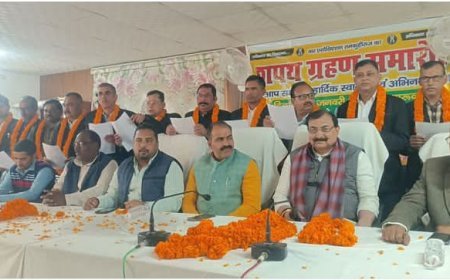 तमकुही राज वारकाउंसिल का शपथ ग्रहण समारोह संपन्न