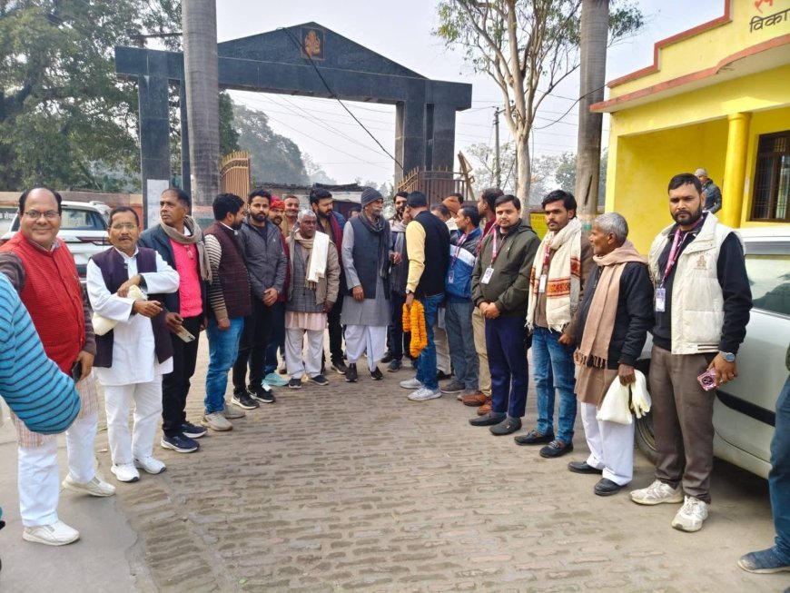 सुपर फास्ट टाइम्स ने पत्रकारों को बांटे परिचय पत्र