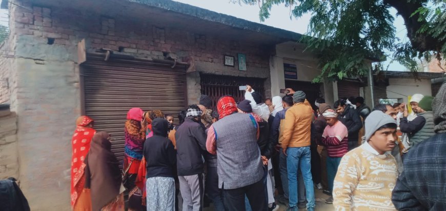 मकान का ताला तोड़ कर कब्जा-प्रशासन ने कराया मकान मुक्त