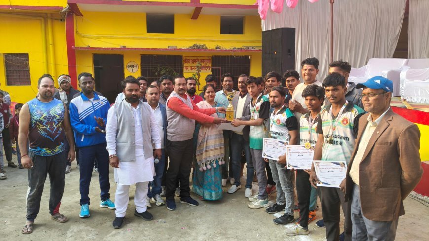 युवा शक्ति खेल महाकुंभ का  समापन, जैनपुर की टीम बनी विजेता