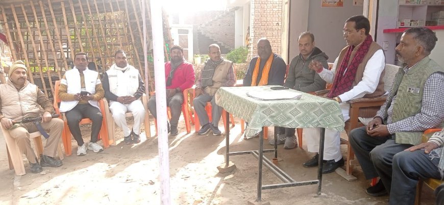 एसआईआर कार्य में कार्यकर्ताओं सक्रिय करने का मंत्र दे गए विधायक