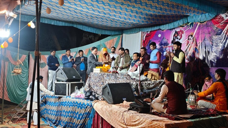 माखन चोरी की कथा सुन झूम उठे श्रोता