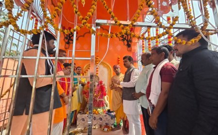 देवघाट में महाकालेस्वरी देवी दुर्गा प्रतिमा की स्थापना संपन्न