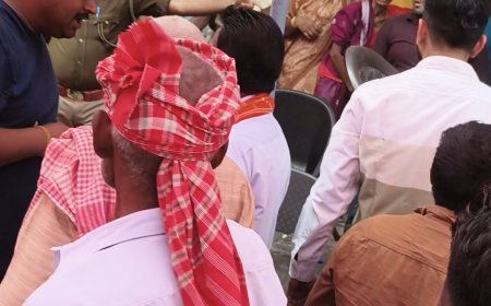 कुशीनगर में सरकारी सस्ते गल्ले की दुकान चयन चुनाव में हुआ विवाद, चुनाव स्थगित