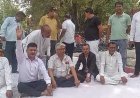 लखनऊ लाठीचार्ज के विरोध में अधिवक्ताओं का धरना जारी  
