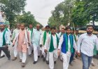 हैदरगढ़ रेलवे स्टेशन पर ट्रेनों के ठहराव की मांग को लेकर हंगामा