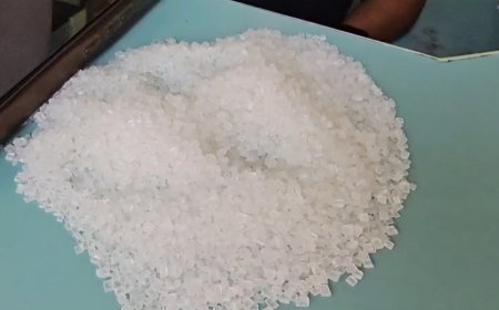 चाय-मिठाई पर महंगाई की मार