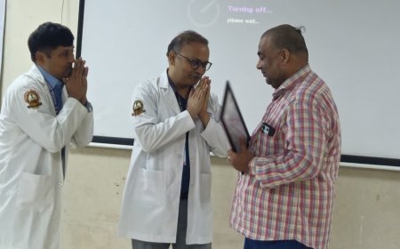 नेत्रदान के महादान पर सम्मान, पिता की स्मृति से भावुक हुए डॉ. रामेश यादव