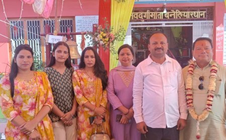नौतनवा के प्रसिद्ध मां बनैलिया मंदिर पर गरबा का आयोजन शुरू